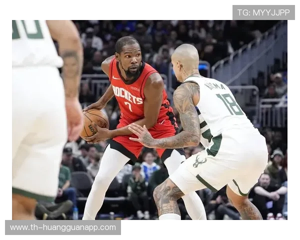 凯文·杜兰特单打效率提升显著 拉开与同队锋线差距