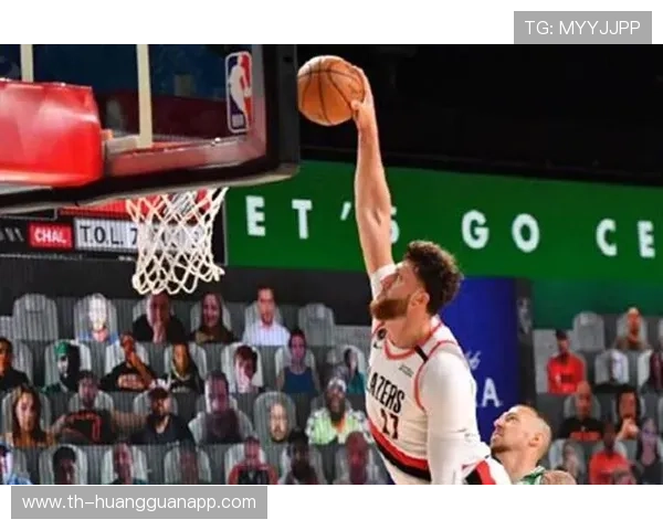 约基奇挡拆制造错位提升内线得分效率，领先字母哥明显拉开差距